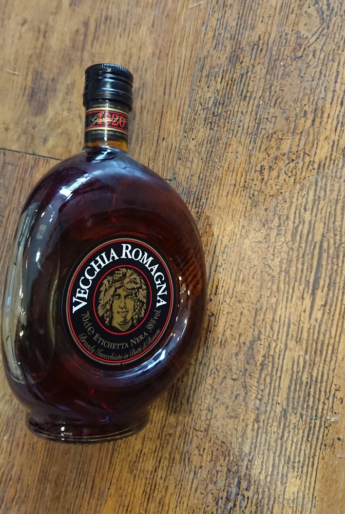VECCHIA ROMAGNA BLACK LABEL BRANDY