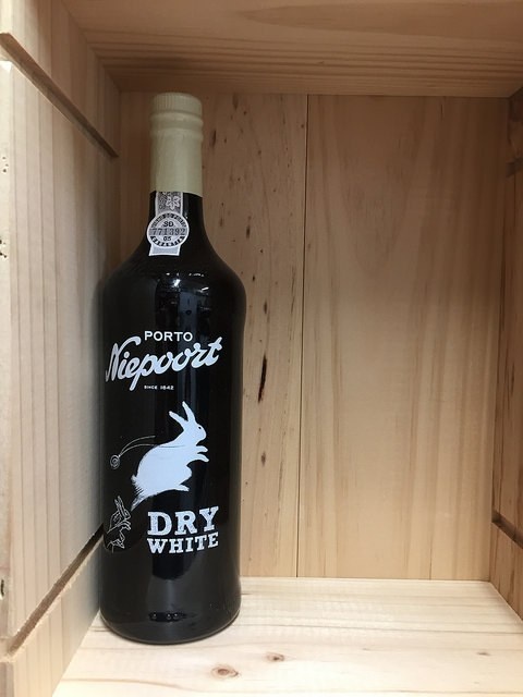 Niepoort Dry White Port NV