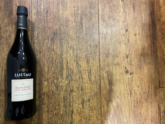 Lustau Dry Amontillado Los Arcos NV